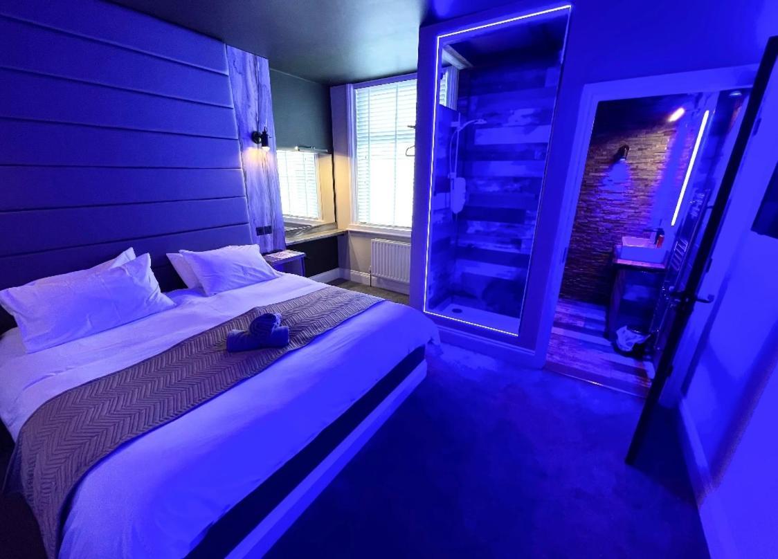 Breeze Suites - Luxury Group Accom - Sleeps 19 Blackpool Eksteriør billede