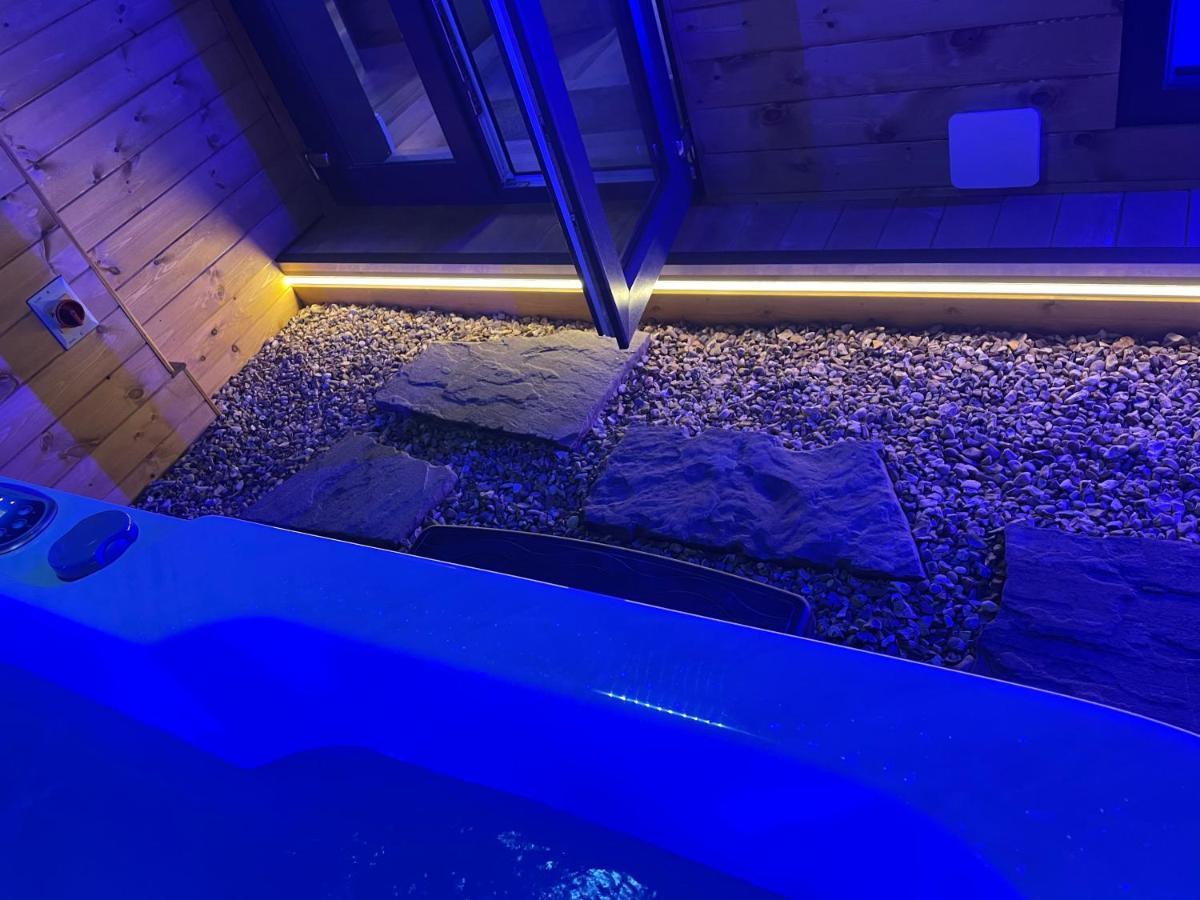 Breeze Suites - Luxury Group Accom - Sleeps 19 Blackpool Eksteriør billede