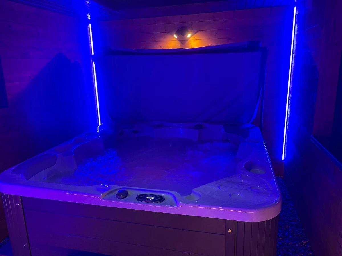 Breeze Suites - Luxury Group Accom - Sleeps 19 Blackpool Eksteriør billede